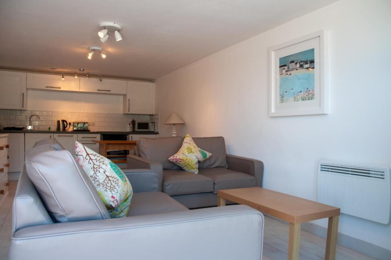 Millendreath Beach Resort Looe Szoba fotó
